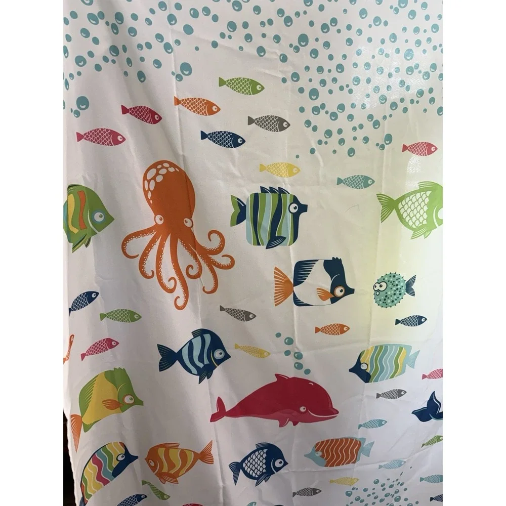 Circo Fabric Shower Curtain Cartoon FISH & BUBBLES 72x72